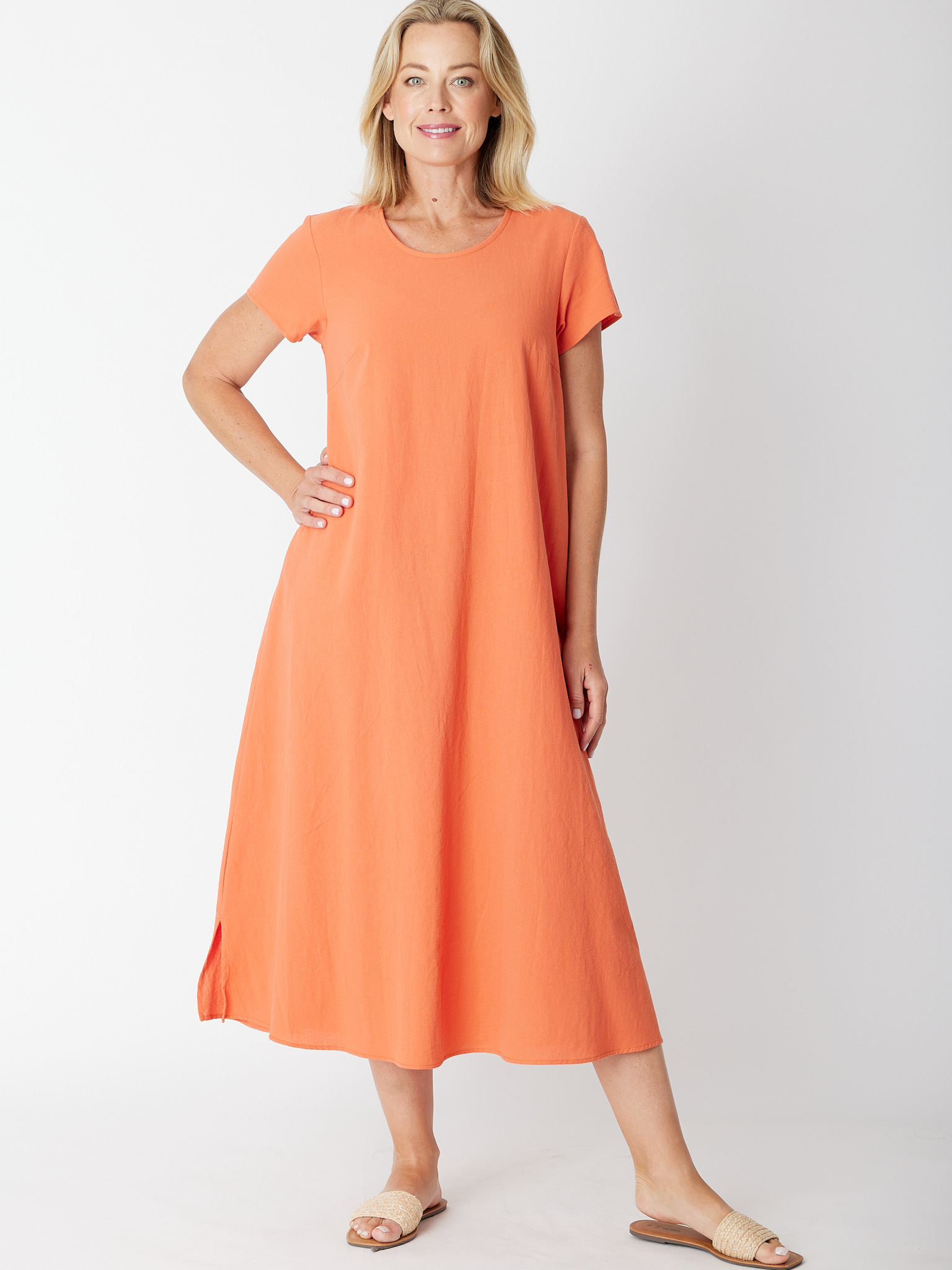 Wholesale Fashion - Black and White